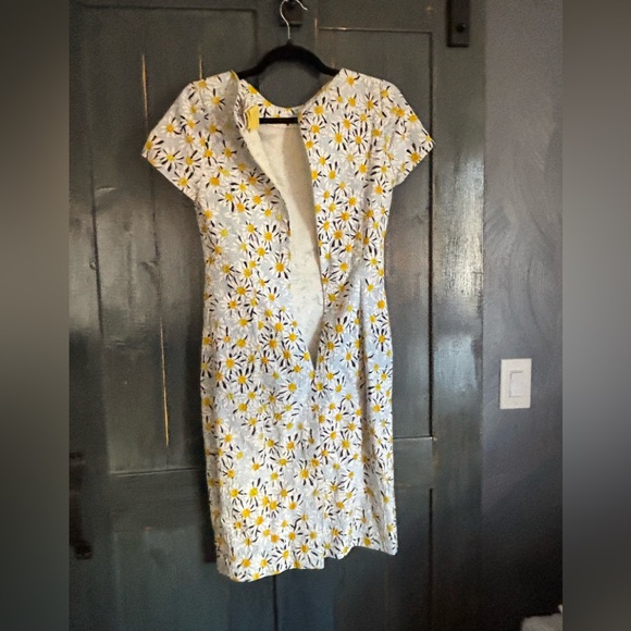 Carolina Herrera Yellow //White DAISY Floral Midi Dress sz 6 - Picture 8 of 14